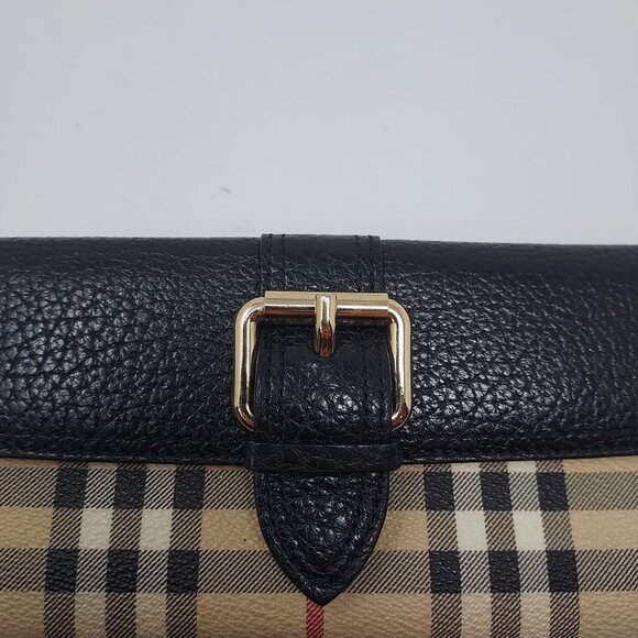 BURBERRY Haymarket Check Black Wallet - Picture 8 of 8